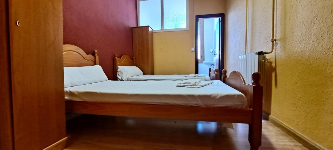 Albergue Pirenarium Sabiñánigo 外观 照片
