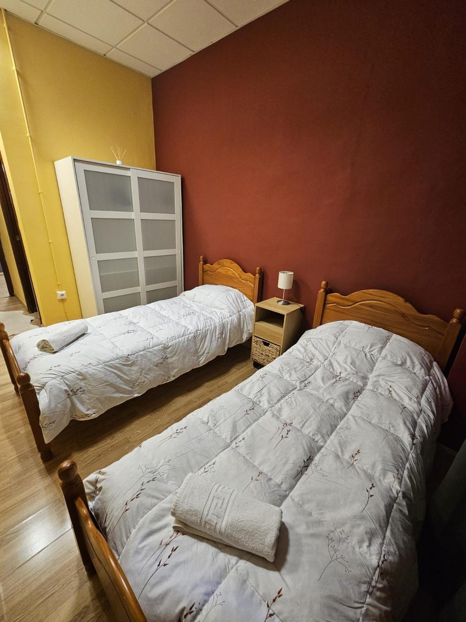 Albergue Pirenarium Sabiñánigo 外观 照片