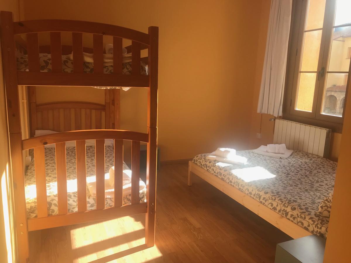 Albergue Pirenarium Sabiñánigo 外观 照片
